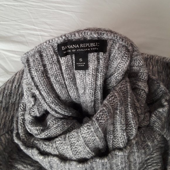 Banana Republic chunky knit winter sweater - Picture 3 of 8